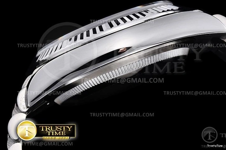 0423 Original RDD0224A – DayDate 36mm 743